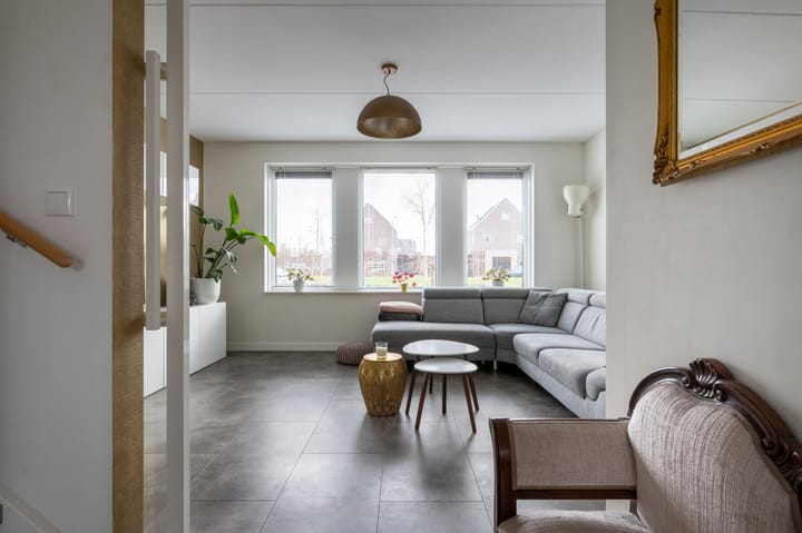 Photo 2 of Eikenwal 30