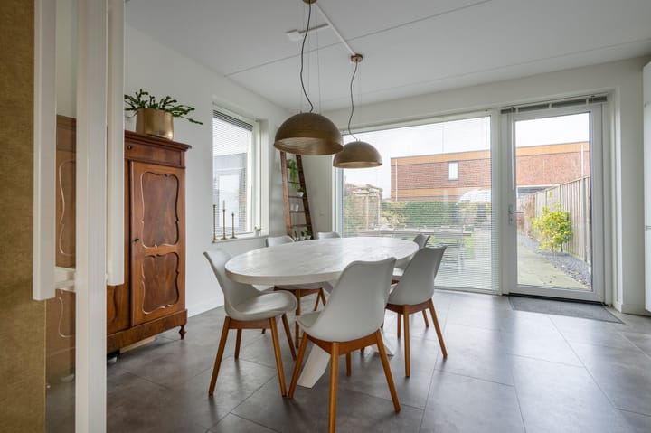 Photo 9 of Eikenwal 30