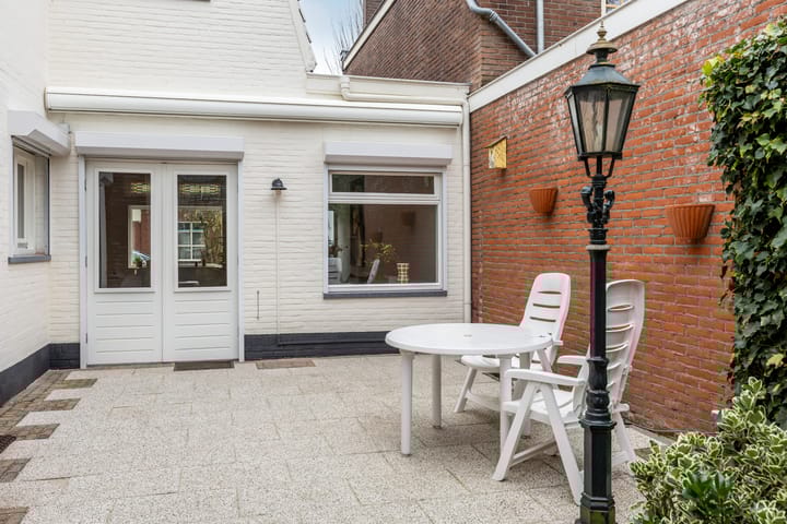 Photo 36 of Theresialaan 14