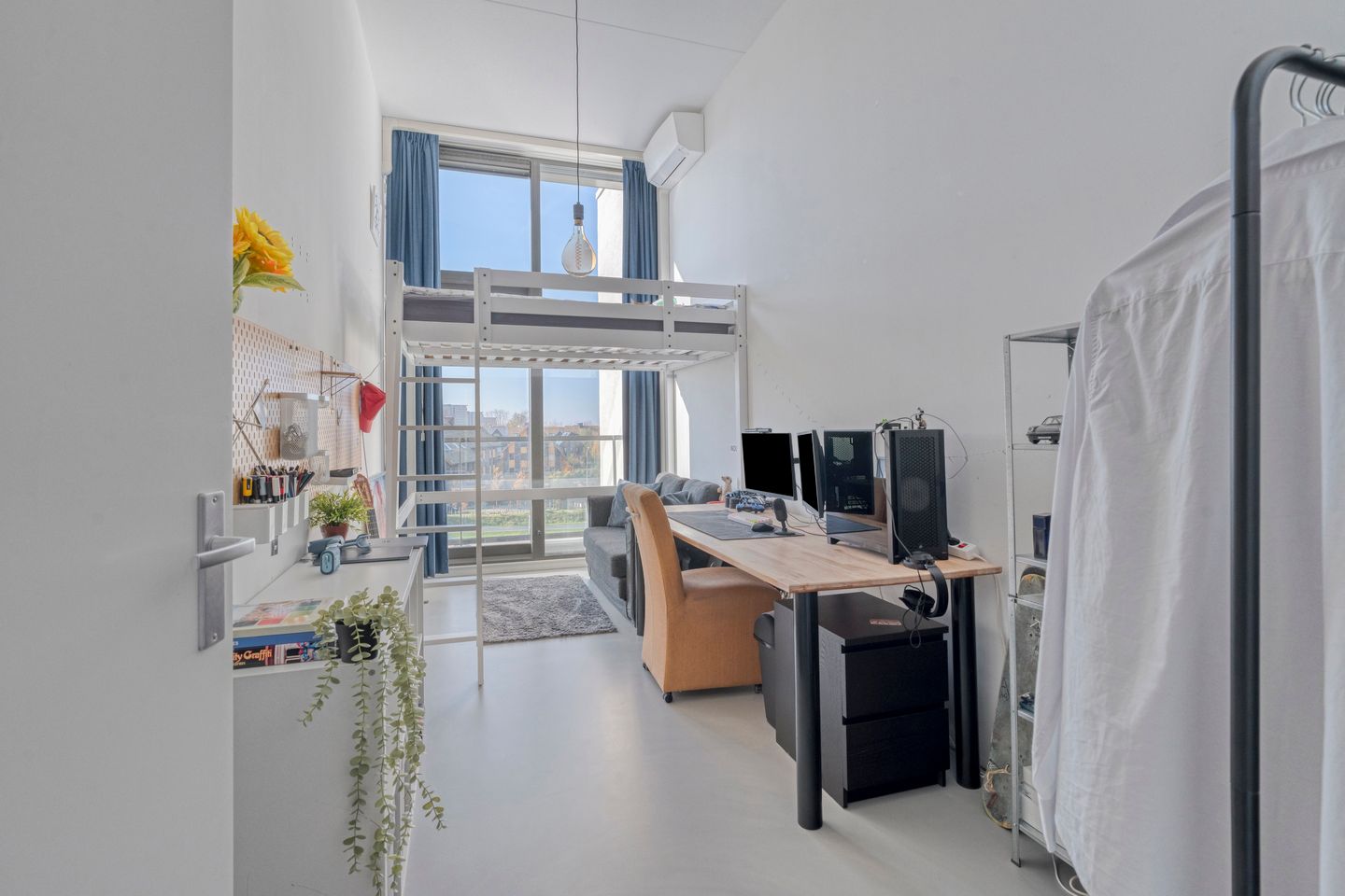 Foto 25 van Beneluxlaan 957