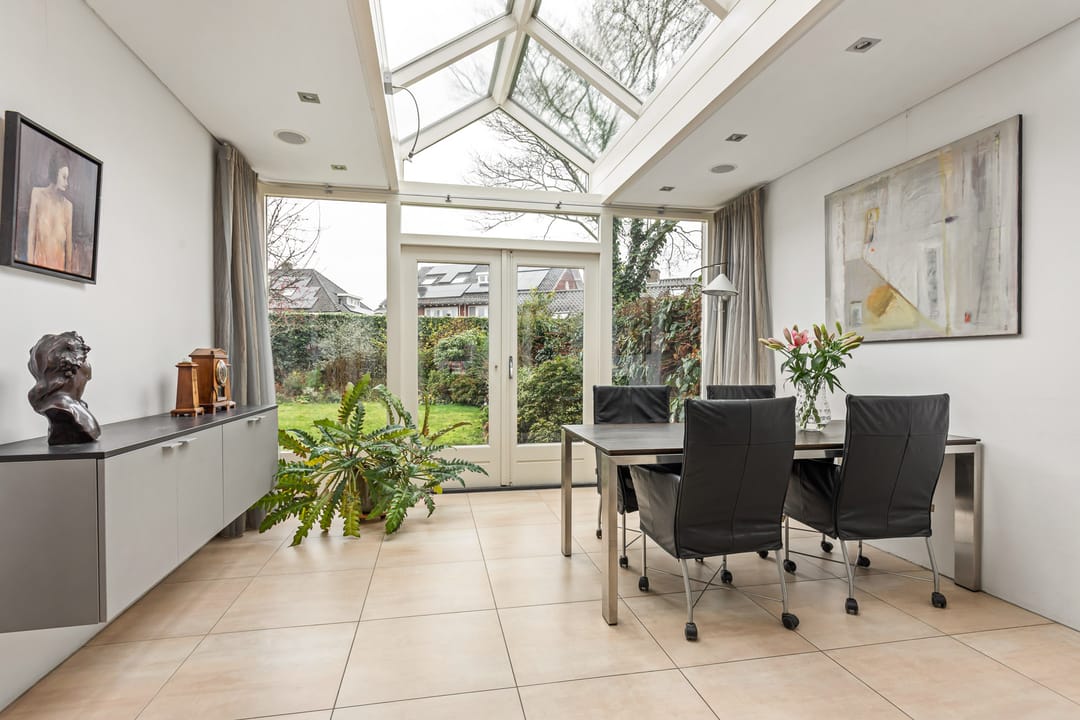 Photo 11 of Enschedesestraat 105