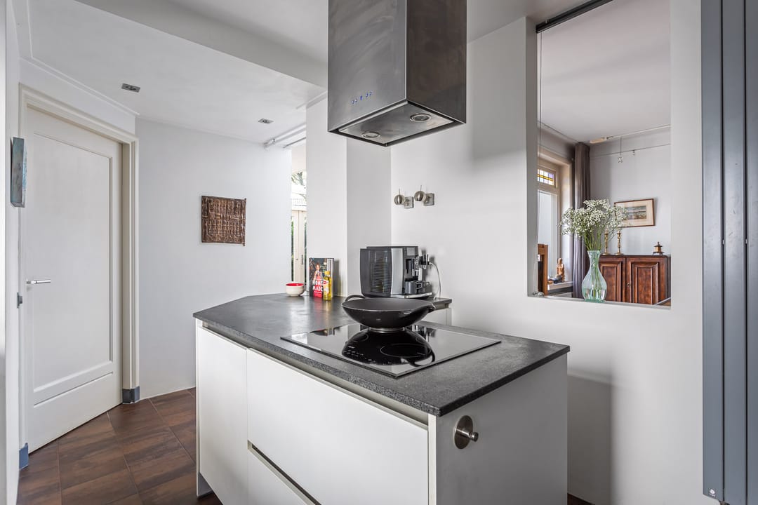 Photo 13 of Enschedesestraat 105