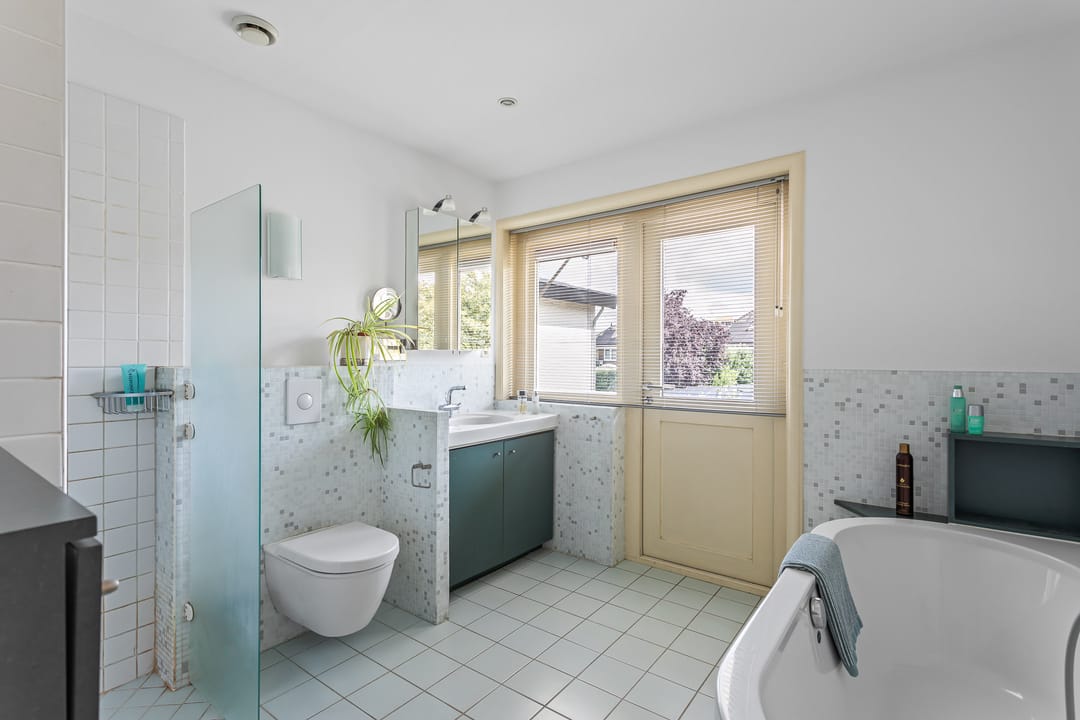 Photo 16 of Enschedesestraat 105