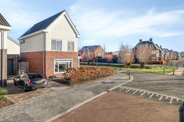 Foto 44 van Baroniestraat 14