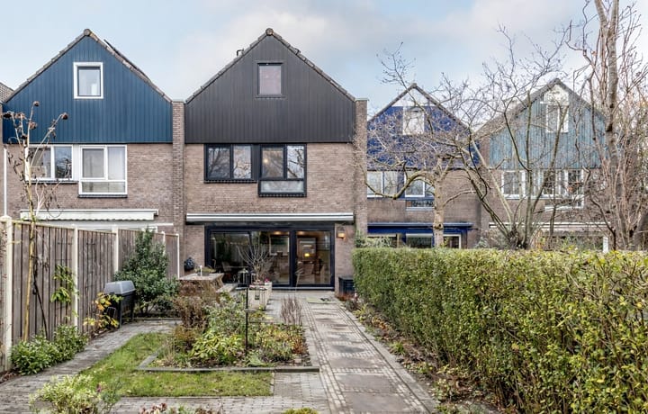 Karveel 07 75 main image