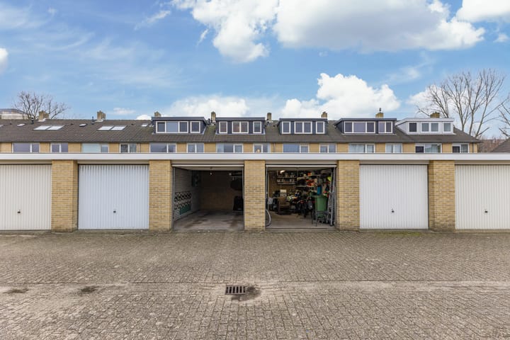 Foto 25 van Tjotterlaan 49