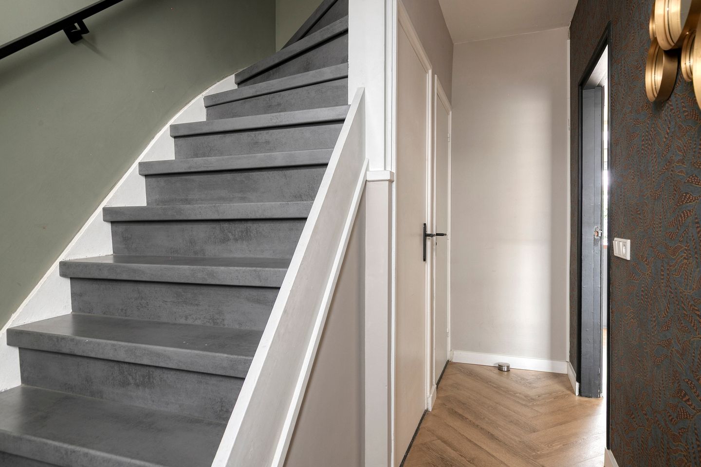 Photo 10 of Jacob Romanstraat 13