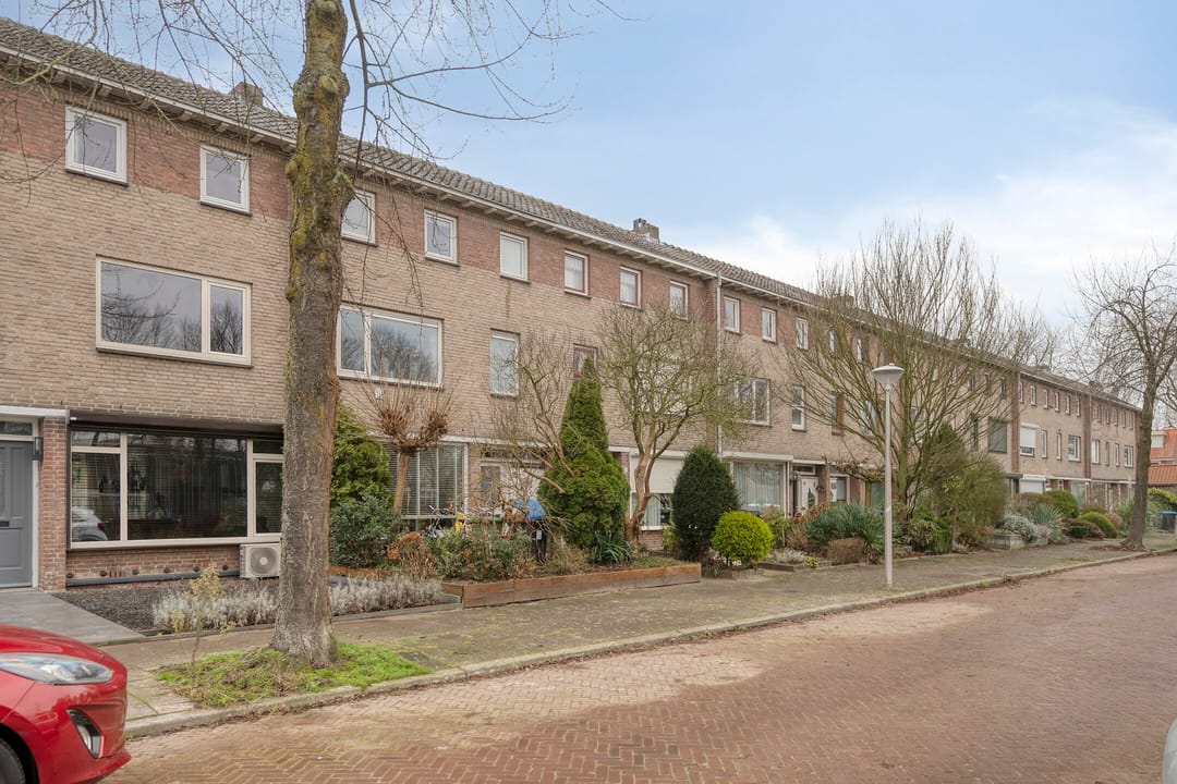 Photo 32 of Jacob Romanstraat 13