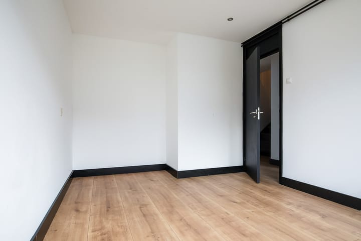 Photo 30 of Van den Berghlaan 607