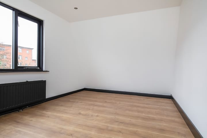 Photo 33 of Van den Berghlaan 607