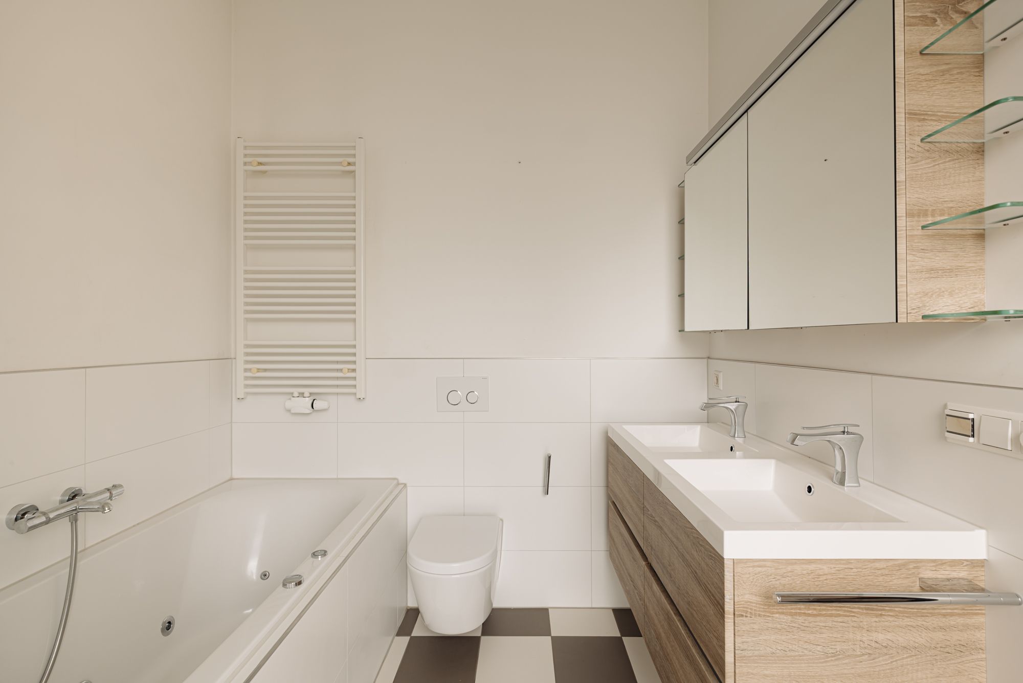 Foto 36 van Johannes Vermeerstraat 81-2