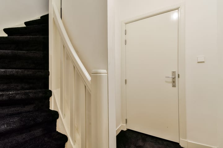 Photo 4 of Lekstraat 104-4