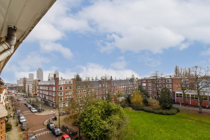 Foto 15 van Lekstraat 104-4