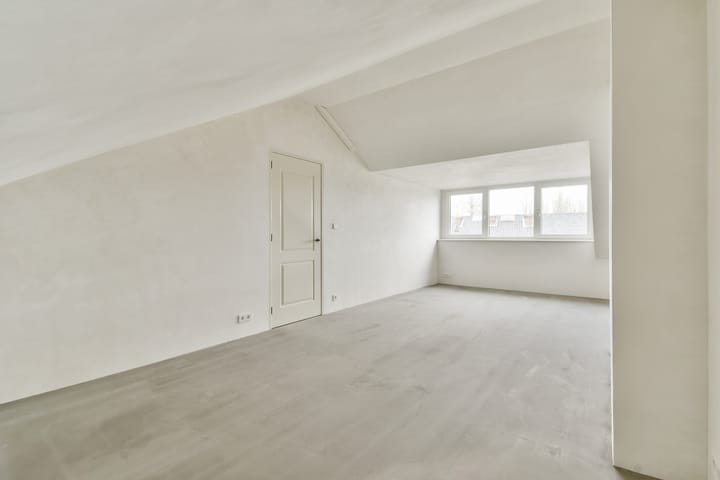 Foto 28 van Lekstraat 104-4