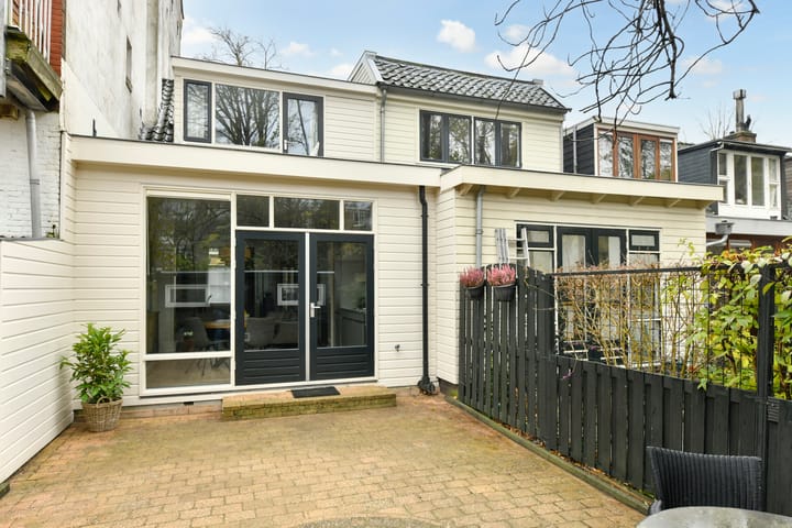 Photo 19 of Lutmastraat 261