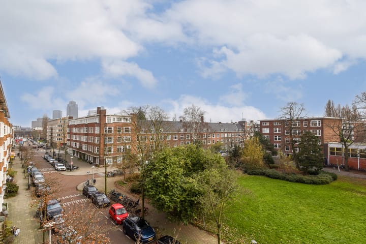 Foto 10 van Lekstraat 104-3