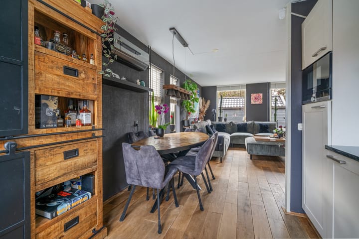 Foto 12 van Tjariet 33