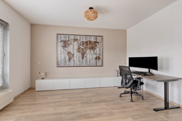 Foto 24 van Antillenweg 36