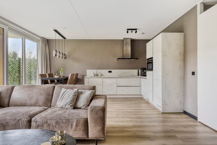 Foto 12 van Sumatraweg 222