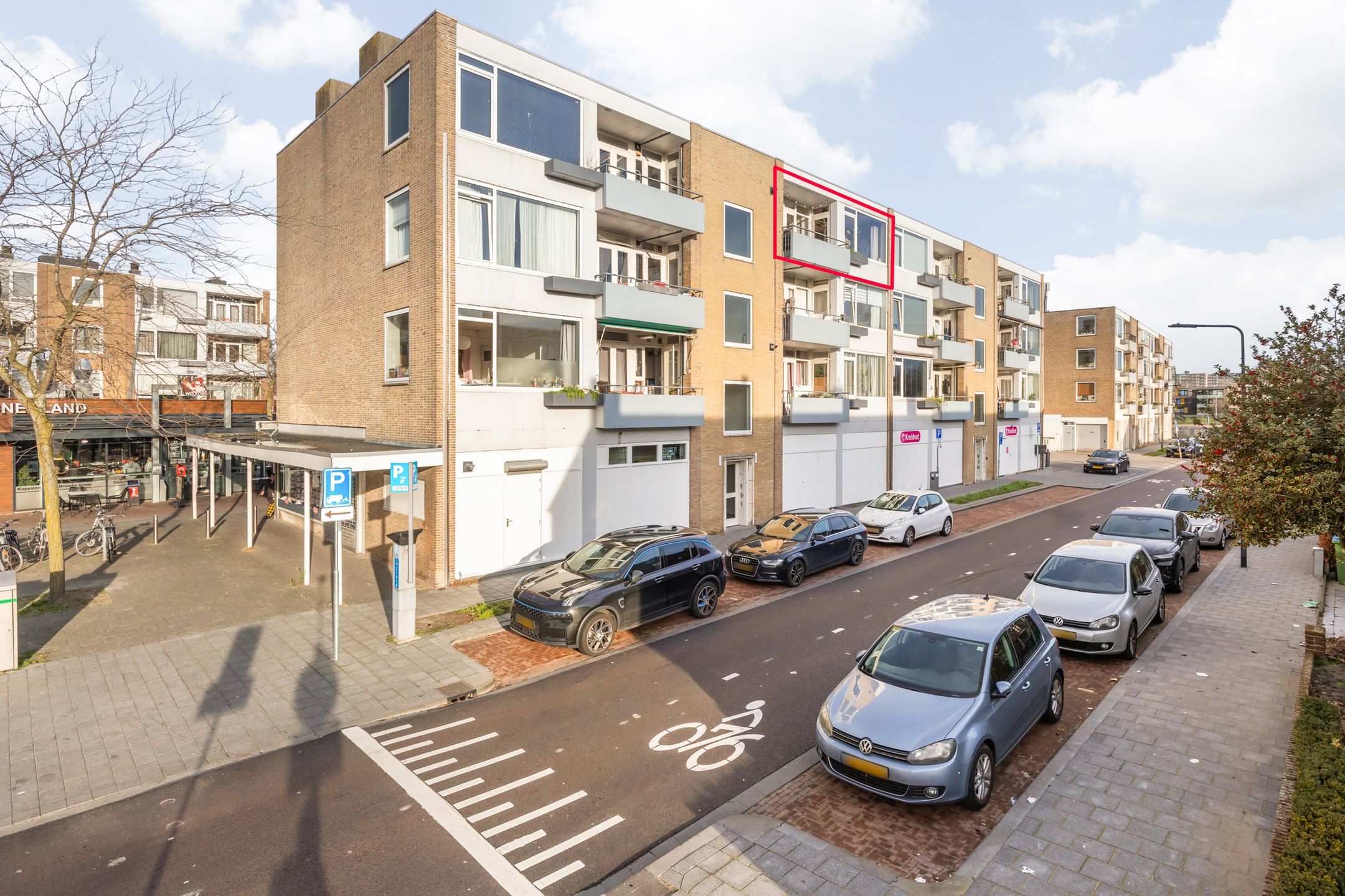 Buying a house in The Netherlands., Robijnstraat 15-B