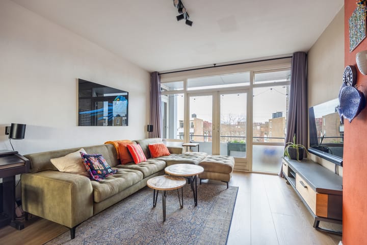 Foto 16 van Robijnstraat 15-B