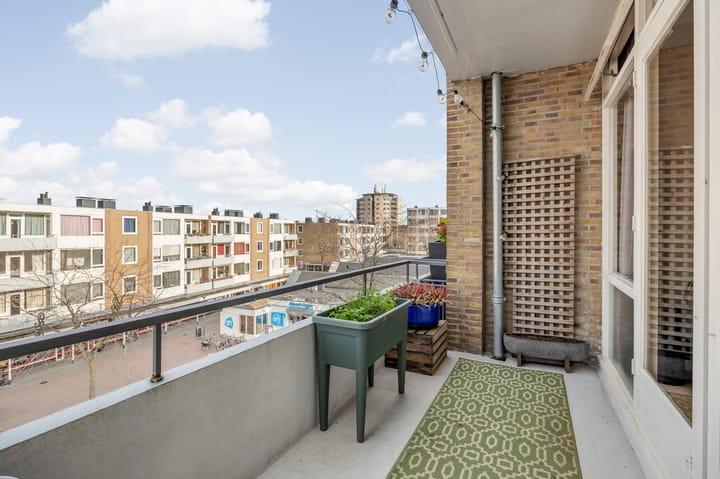 Foto 19 van Robijnstraat 15-B