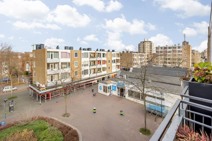 Foto 22 van Robijnstraat 15-B