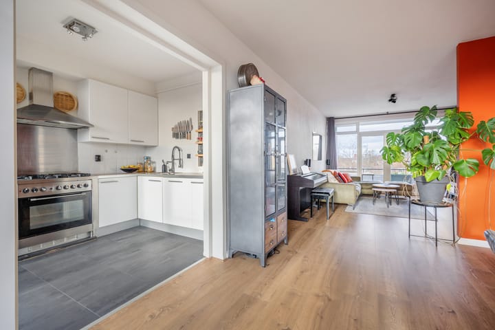 Foto 28 van Robijnstraat 15-B