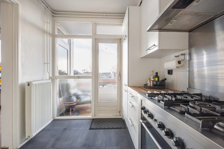 Foto 31 van Robijnstraat 15-B