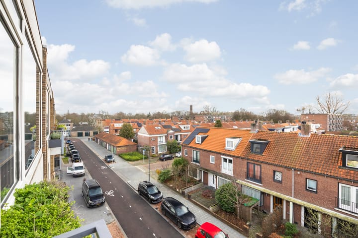 Foto 36 van Robijnstraat 15-B