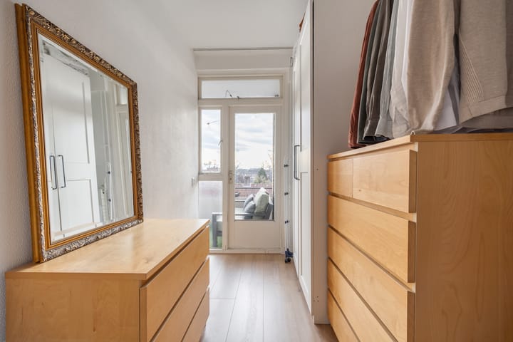 Foto 45 van Robijnstraat 15-B