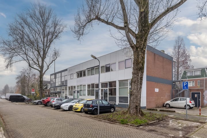 Photo 6 of Zeemansstraat 24-N