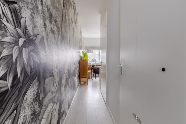 Photo 9 of Zeemansstraat 24-N