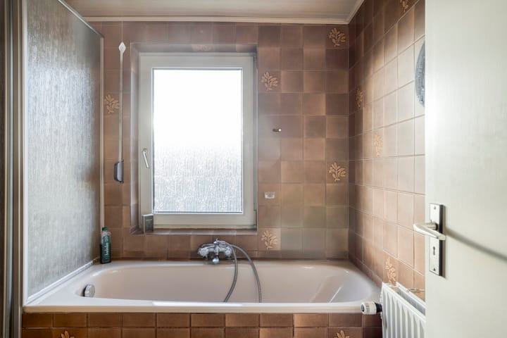 Photo 26 of Meidoornstraat 15