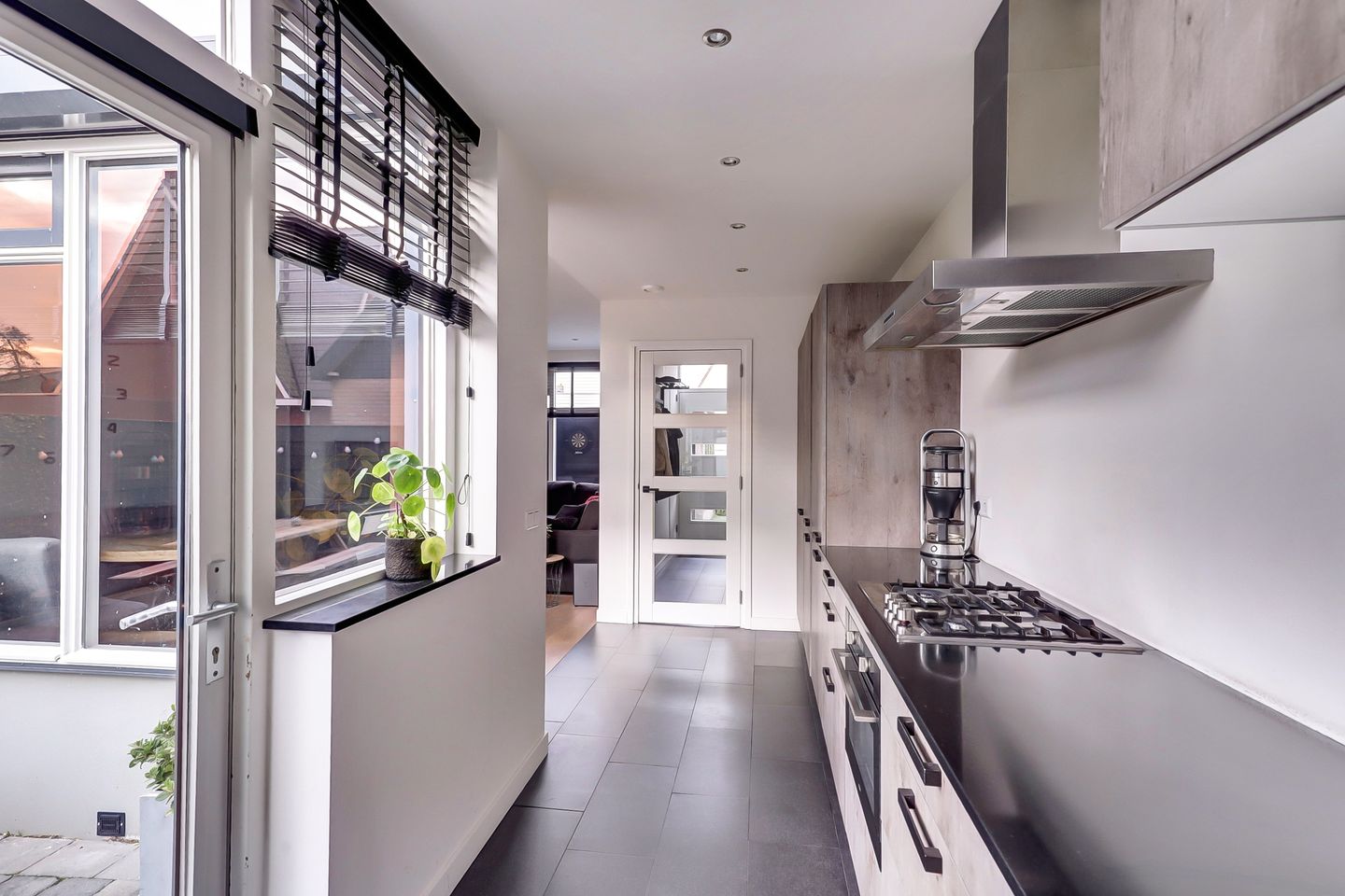 Photo 10 of Kalverweg 23