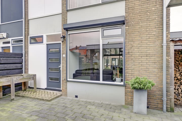 Photo 28 of Kalverweg 23