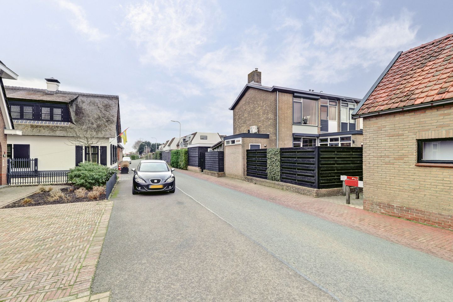 Photo 34 of Kalverweg 23