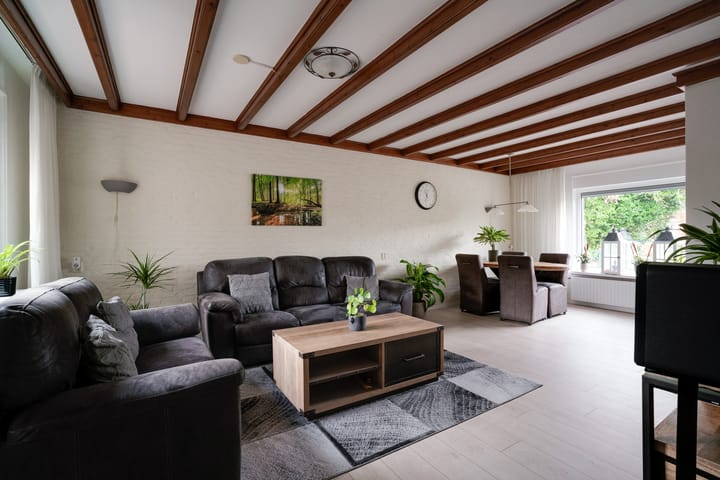 Foto 2 van Elzenhof 10