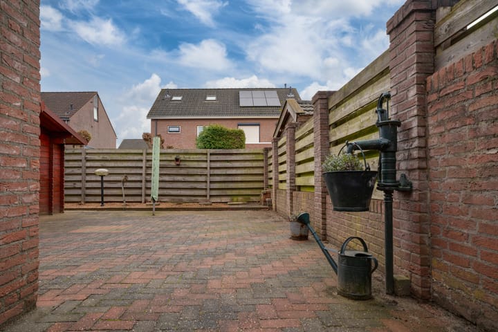 Foto 17 van Elzenhof 10