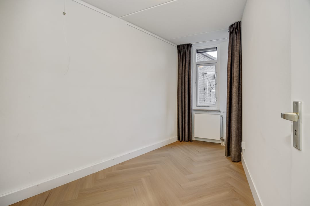 Photo 13 of Koestraat 18