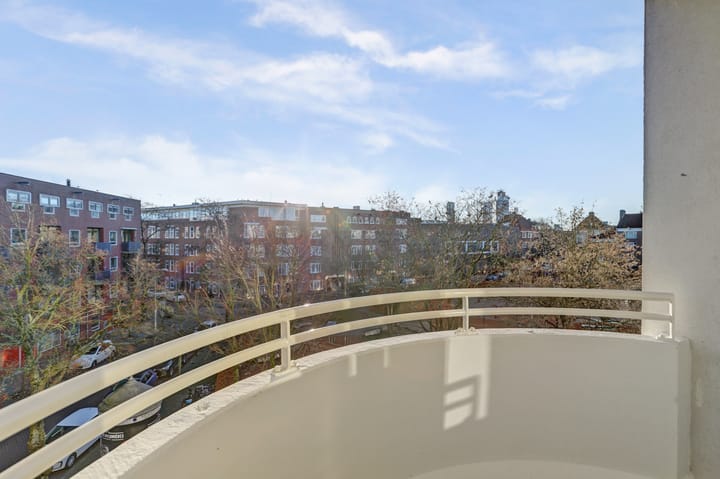 Photo 11 of President Brandstraat 110