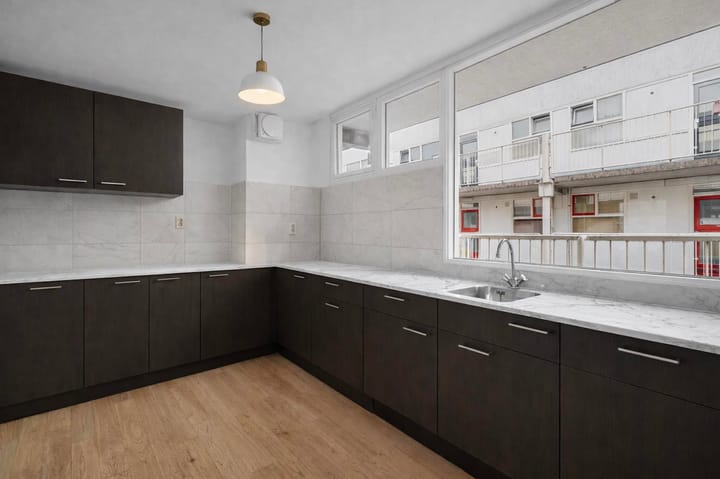 Foto 17 van Nova Zemblastraat 15-D