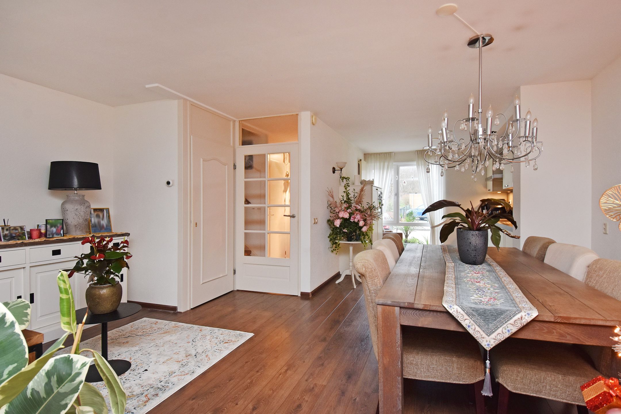 Photo 18 of Staalblauw 101