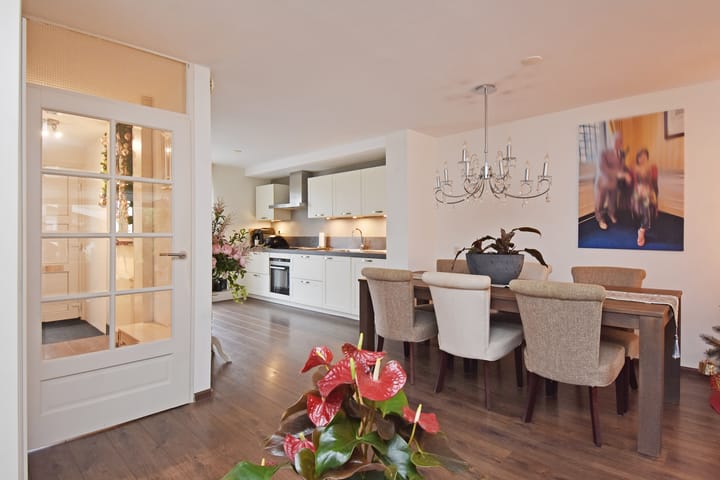 Foto 19 van Staalblauw 101