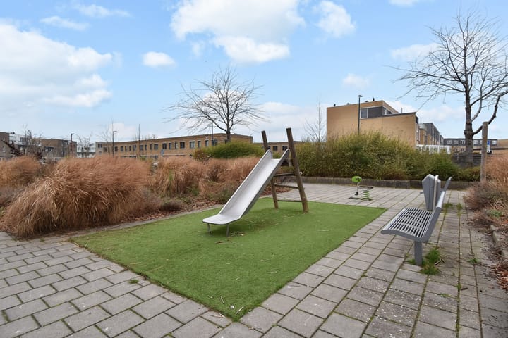 Foto 42 van Staalblauw 101