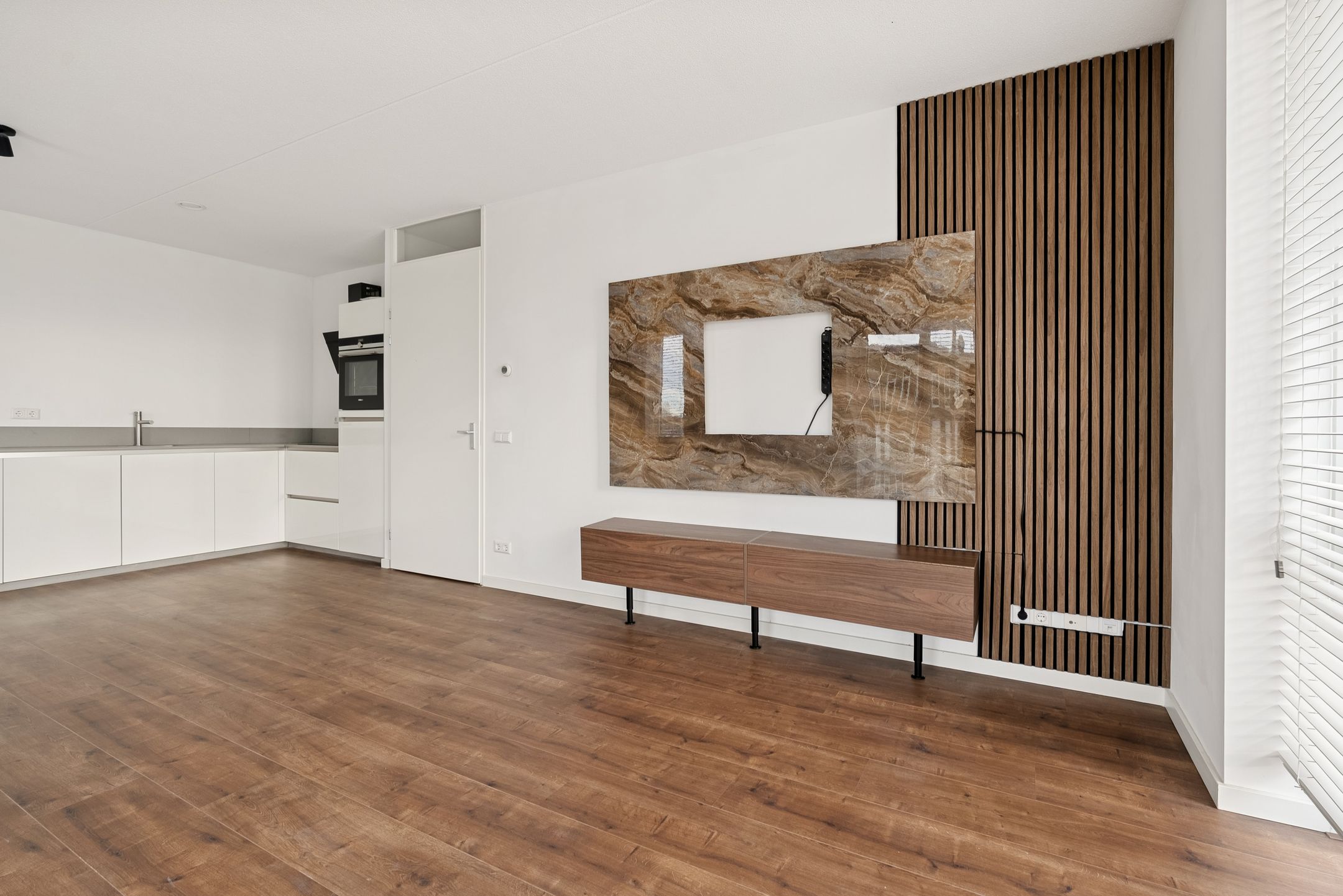 Photo 12 of Ambonstraat 52