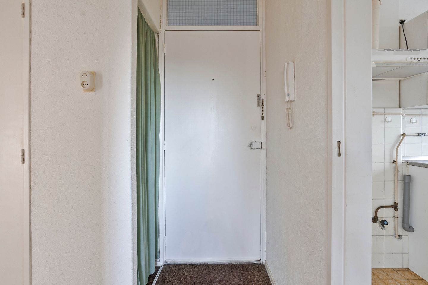 Foto 10 van Helper Brink 85