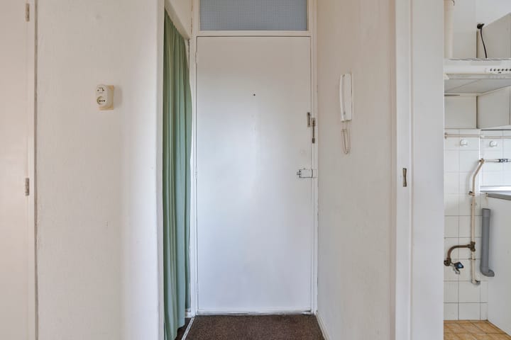 Foto 10 van Helper Brink 85