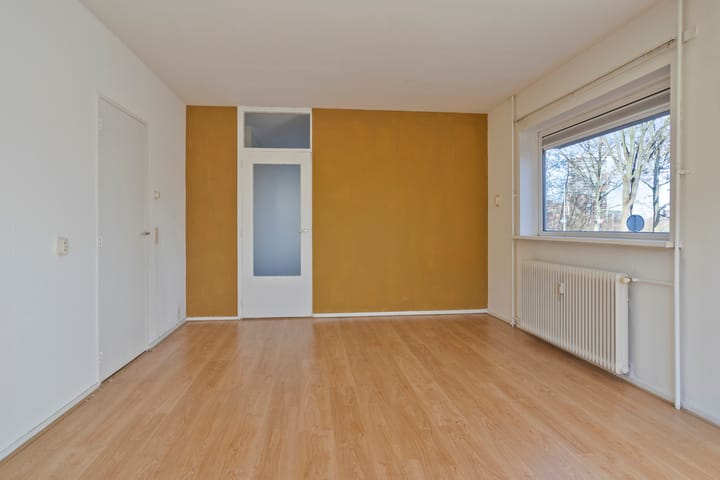 Foto 13 van Helper Brink 85