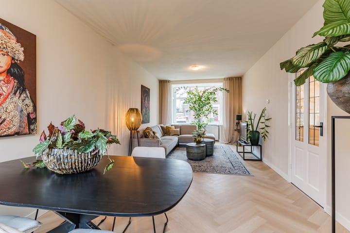 Foto 11 van Moleneindstraat 45